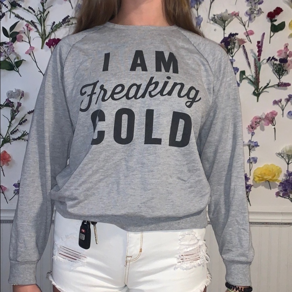Gray sweat shirt